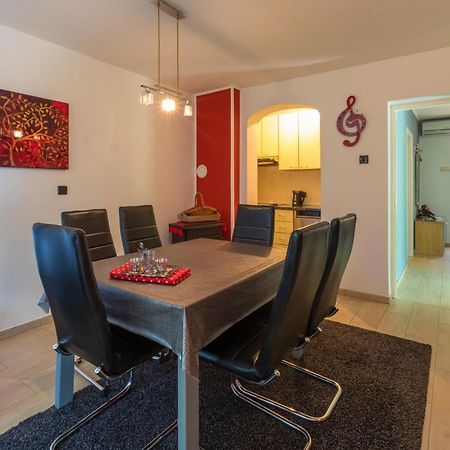 Apartman Mladenka Dramalj Bagian luar foto