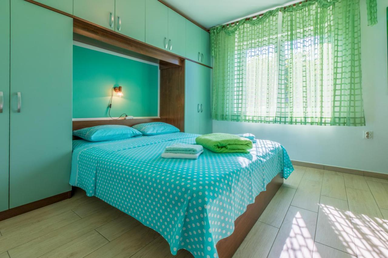Apartman Mladenka Dramalj Bagian luar foto